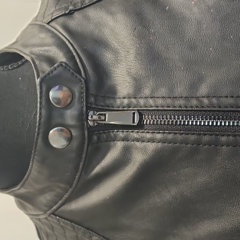 Motorcycle Jacket - Picture 2 of 3